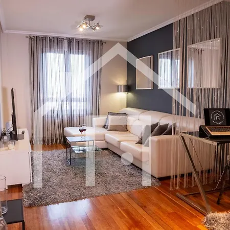 Apartment Duplex Opera - Centro - *